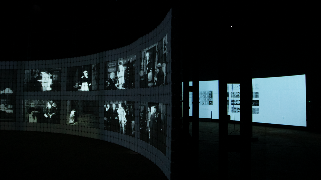 Images in the El Tanque Cultural Centre