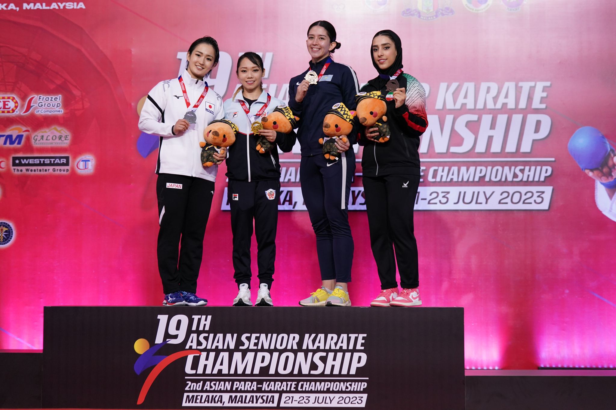 Grace Lau winning Gold Medal at the AKF Senior Championships